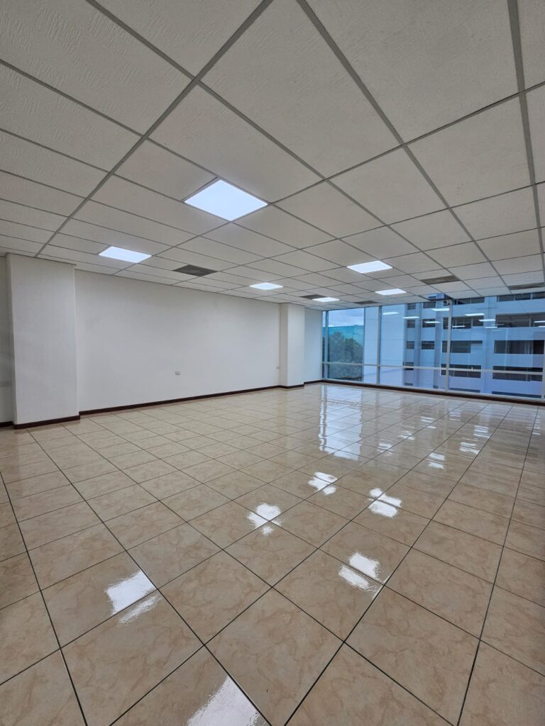Oficina en renta, Reforma 10, Renta de Oficina en Zona 10, Avenida Reforma 9-55 Zona 10, Ciudad de Guatemala